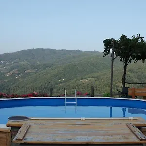 Ferienhaus La Terrazza Sulle 9 Castella, Pescia
